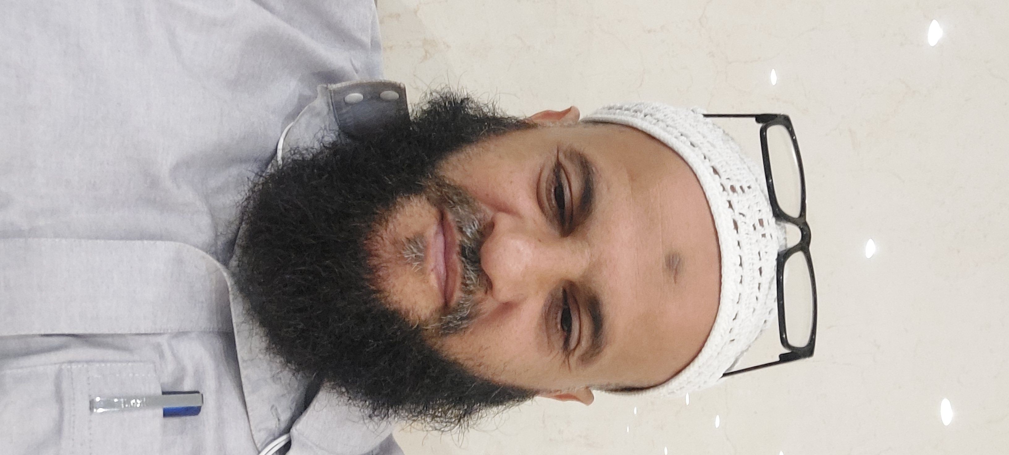 أنور علي احمد بطاح 